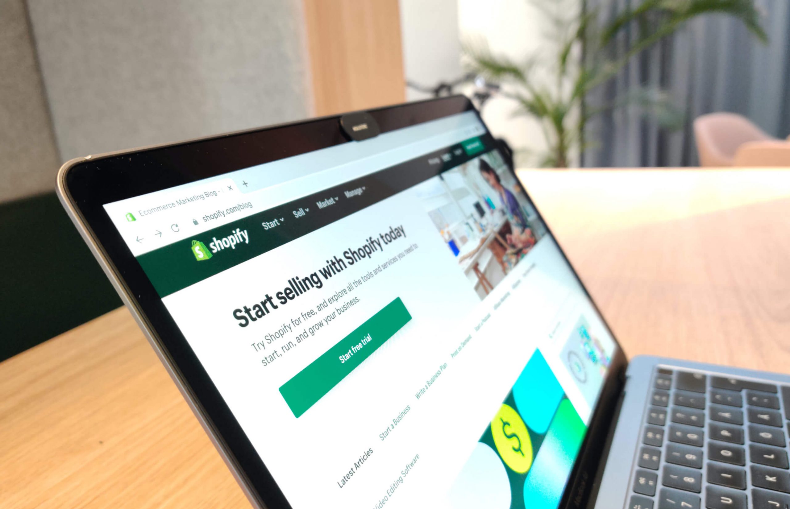 How To Outsource Your Shopify Customer Service