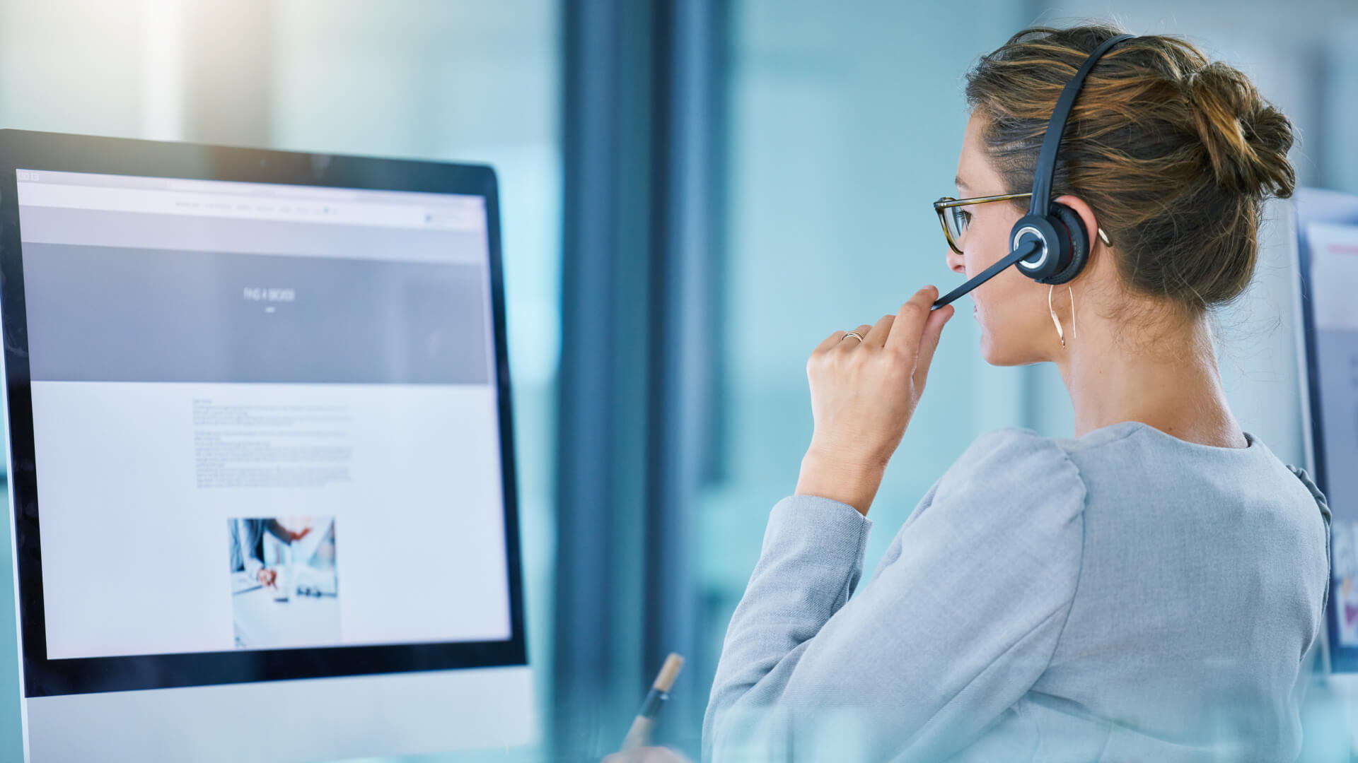 customer support for internet service provider visual
