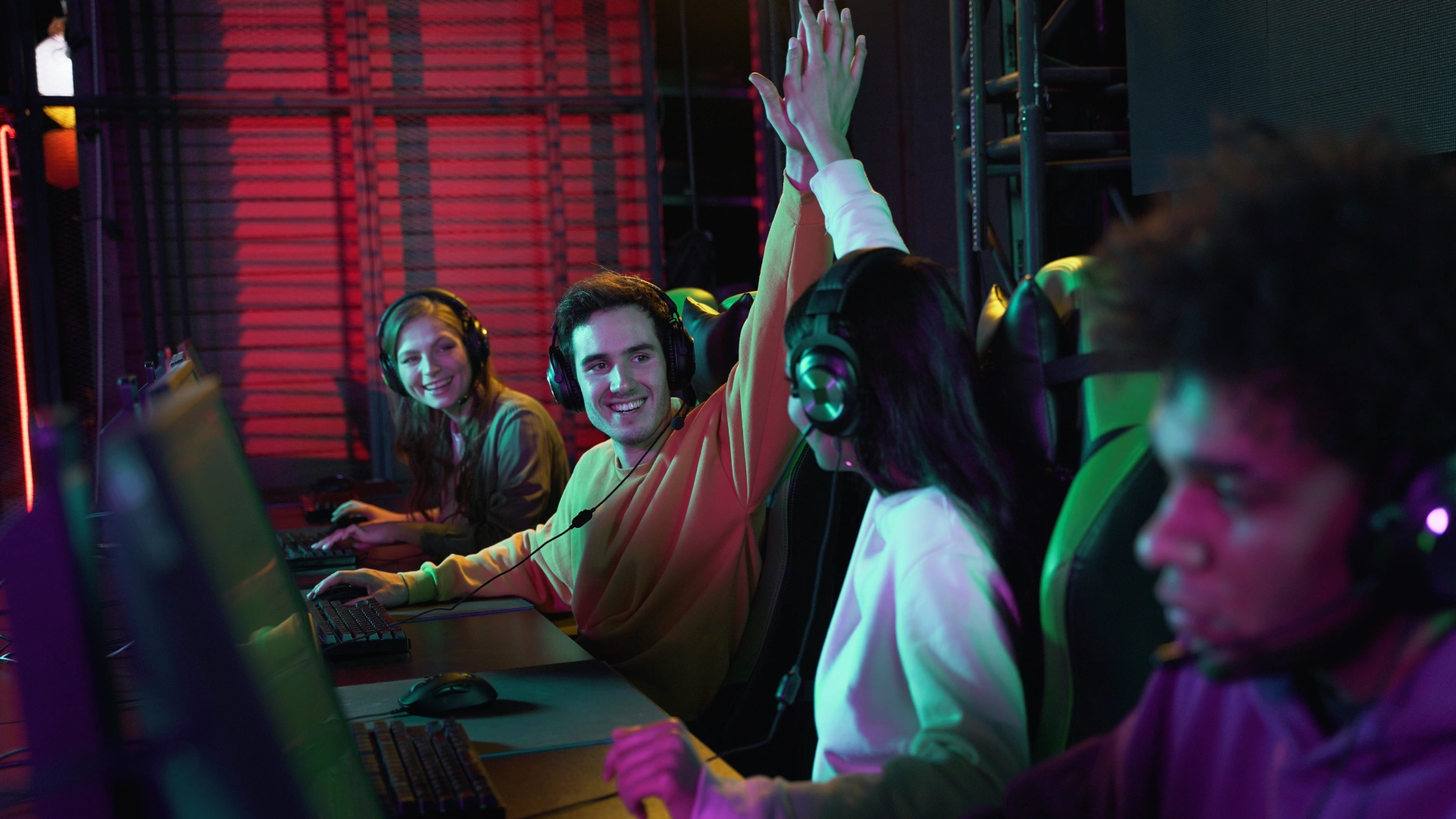 Gaming customer support: №20